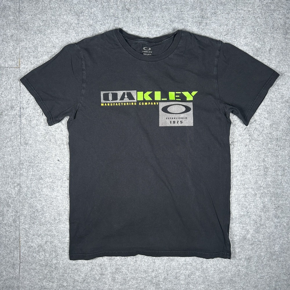 Vintage Oakley T-Shirt Mens Medium Black Y2K Graphic Tee Skate Logo Print
